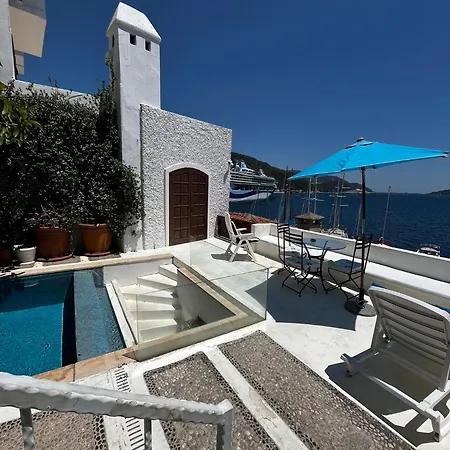 بيت شباب Castle81homes Women - Only For Women *